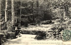 VINTAGE POSTCARD Cliff Surroundings the Small Bridge of Pierre on Laizon of the Jolly Mount