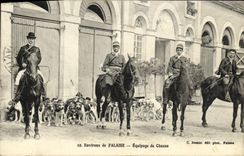 VINTAGE POSTCARD Surroundings of Cliff Crew of Hunting Horses Dogs