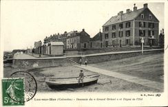 La POSTAL Lucas de la VENDIMIA en la pendiente del mar del gran este y la presa de L es