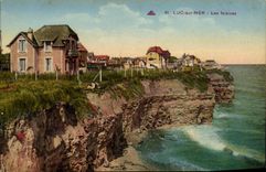 CPA Luc Sur Mer Les Falaises