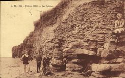 POSTAL Lucas de la VENDIMIA en el mar en los banistas de los acantilados