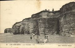 CPA Luc Sur Mer les Falaises