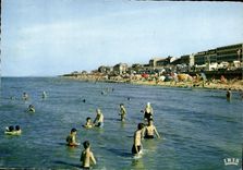 POSTAL MODERNA Lucas en el mar la playa