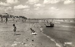 POSTAL MODERNA Lucas en el mar los ninos de la playa