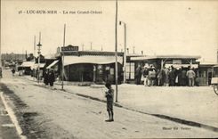Lago de la POSTAL de la VENDIMIA en el mar la calle el gran este