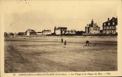CPA Asnelles La Belle Plage La Plage et la digue de la mer