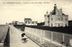 VINTAGE POSTCARD Asnelles the Dam of Sea and Villas