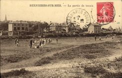 VINTAGE POSTCARD Bernieres the game of tennis