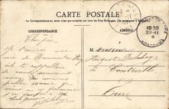 CPA Beaumont en Auge La Place du Marche Cochons chevaux 