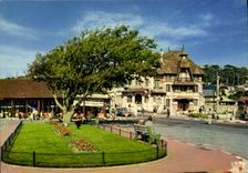 MODERN CARD Blonville on Sea L town hall