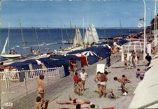 MODERN CARD Blonville on Sea the Beach and Sailing ships