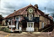 CPM Manoirs Normands Cambremer Le Cadran Dozule