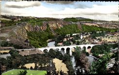 CPM Clecy Le Viaduc et les Rochers des Parcs