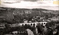 CPM Clecy Le Viaduc et les Rochers des Parcs