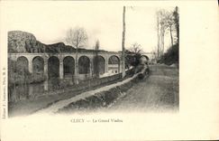 VINTAGE POSTCARD Clecy the Large Viaduct