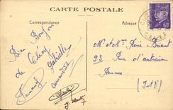 CPA La Suisse Normande Clecy Place de l Eglise