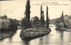 CPA La Suisse Normande Clecy lle de l Hotellerie du Moulin
