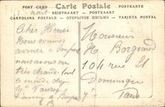 CPA Courseulles Sur Mer Les Jetees et le calvaire Bateau
