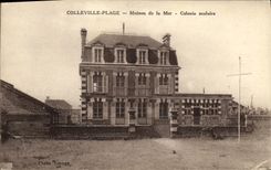 VINTAGE POSTCARD Collevilles Beach House of the school Sea Colony