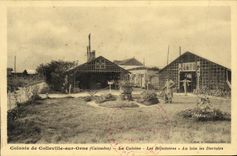 CPA Colonie de Colleville Sur Orne La Cuisine Les refectoires Au loin les dortoirs 