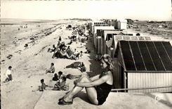 CPM Courseulles sur Mer La Plage 