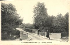 CPA Courseulles Sur Mer Le Pont Sur La Seulles