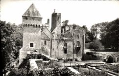 MODERN CARD Creully the Castle Walls and Gardens