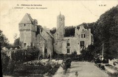 CPA Chateaux du Calvados Creully Vue prise des remparts