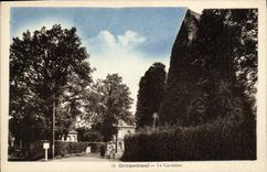 VINTAGE POSTCARD Cricqueboeuf the Crossroads