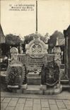 CPA La Delivrande Monument aux Morts Militaria