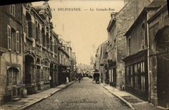 CPA La Delivrande La Grande Rue