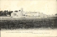 VINTAGE POSTCARD Delivrande the Faithful Virgin