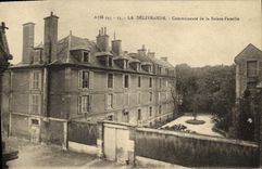 VINTAGE POSTCARD Delivrande the Community of the Holy Family