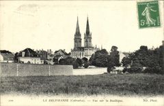 CPA La Delivrande Vue sur la Basilique