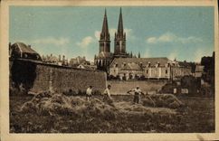 CPA La Delivrande Vue Generale sur Notre Dame de La Delivrande Paysans Culture Foins Fauchage 