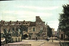 VINTAGE POSTCARD Divine L Hotel trade of William the Conqueror