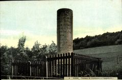 VINTAGE POSTCARD Divine Column of William the Conqueror