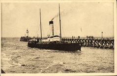 VINTAGE POSTCARD Deauville L arrived of the boat of Le Havre