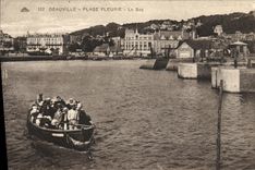 CPA Deauville Plage Fleurie Le bac