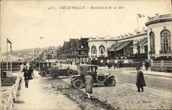 VINTAGE POSTCARD Deauville Boulevard of the Sea Cars
