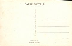 CPA Deauville Plage Fleurie Les Bains Au Fond le Normandy et le Casino