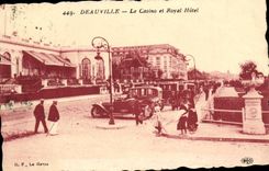 CPA Deauville Le Casino et Royal Hotel