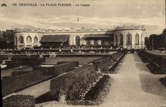 CPA Deauville La Plage Fleurie Le Casino