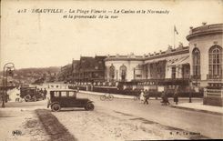 CPA Deauville La Plage Fleurie Le Casino et le Normandy et la promenade de la mer