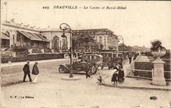 CPA Deauville Le Casino et Royal Hotel