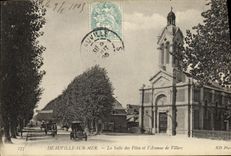 CPA Deauville La Plage Fleurie Salle des Fetes et avenue de Villiers