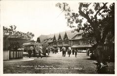 VINTAGE POSTCARD Deauville Flowered Beach Hippodrome of Clairefontaine weighing Hippisme Horses