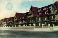 CPM Deauville Plage Fleuries Le Normandy L Hotel 