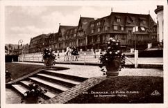 CPA Deauville Plage Fleuries Le Normandy L Hotel 