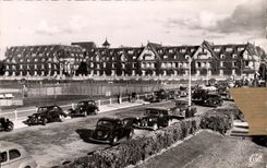 CPA Deauville La Plage Fleurie Hotel Normandy et les tennis